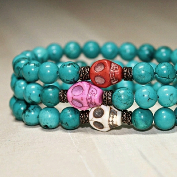 Skull + Turquise Semi Precious Bracelet - Picture 1 of 3